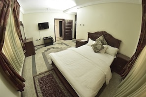 Minibar, in-room safe, desk, blackout curtains