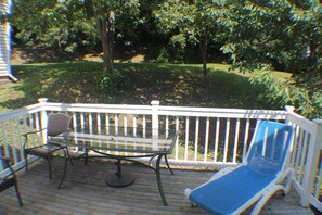 The Cottage (2 Bedroom House) | Balcony