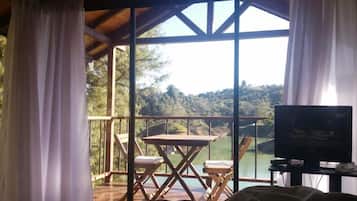 Minibar, insonorización, camas extra y wifi gratis