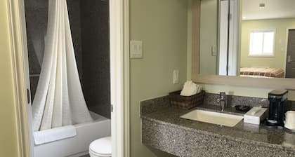 Budget Inn Port Hope