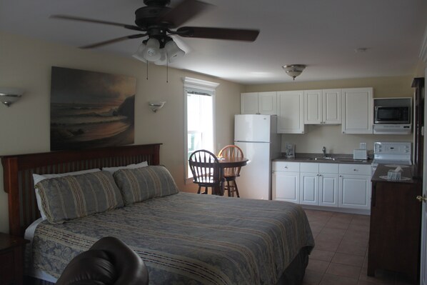 Allergikerbettwaren, Pillowtop-Betten, Bügeleisen/Bügelbrett