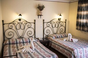 Iron/ironing board, free WiFi, bed sheets - Hotel Arisa Oaxaca (Oaxaca)
