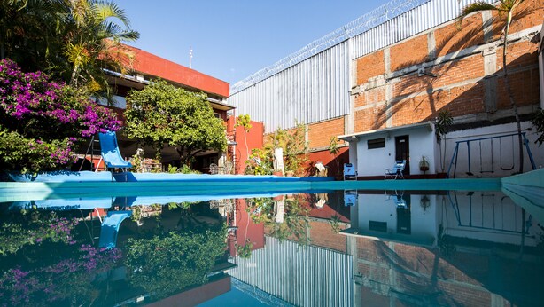 Outdoor pool - Hotel Arisa Oaxaca (Oaxaca)