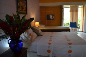 Minibar, bed sheets