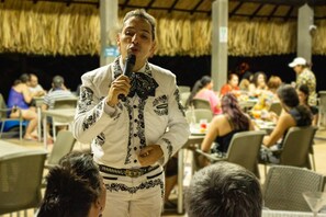 Breakfast, lunch, dinner served; international cuisine  - Hosteria Guaracu (San Jerónimo)