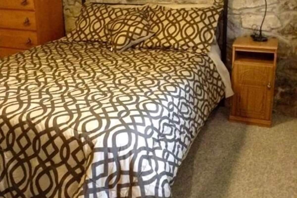 Suite Junior, 1 camera da letto, patio | Una scrivania, Wi-Fi gratuito