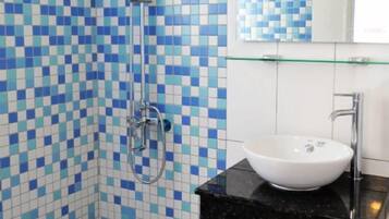 Shower, free toiletries, hair dryer