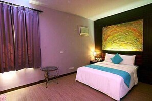 Soundproofing, free WiFi