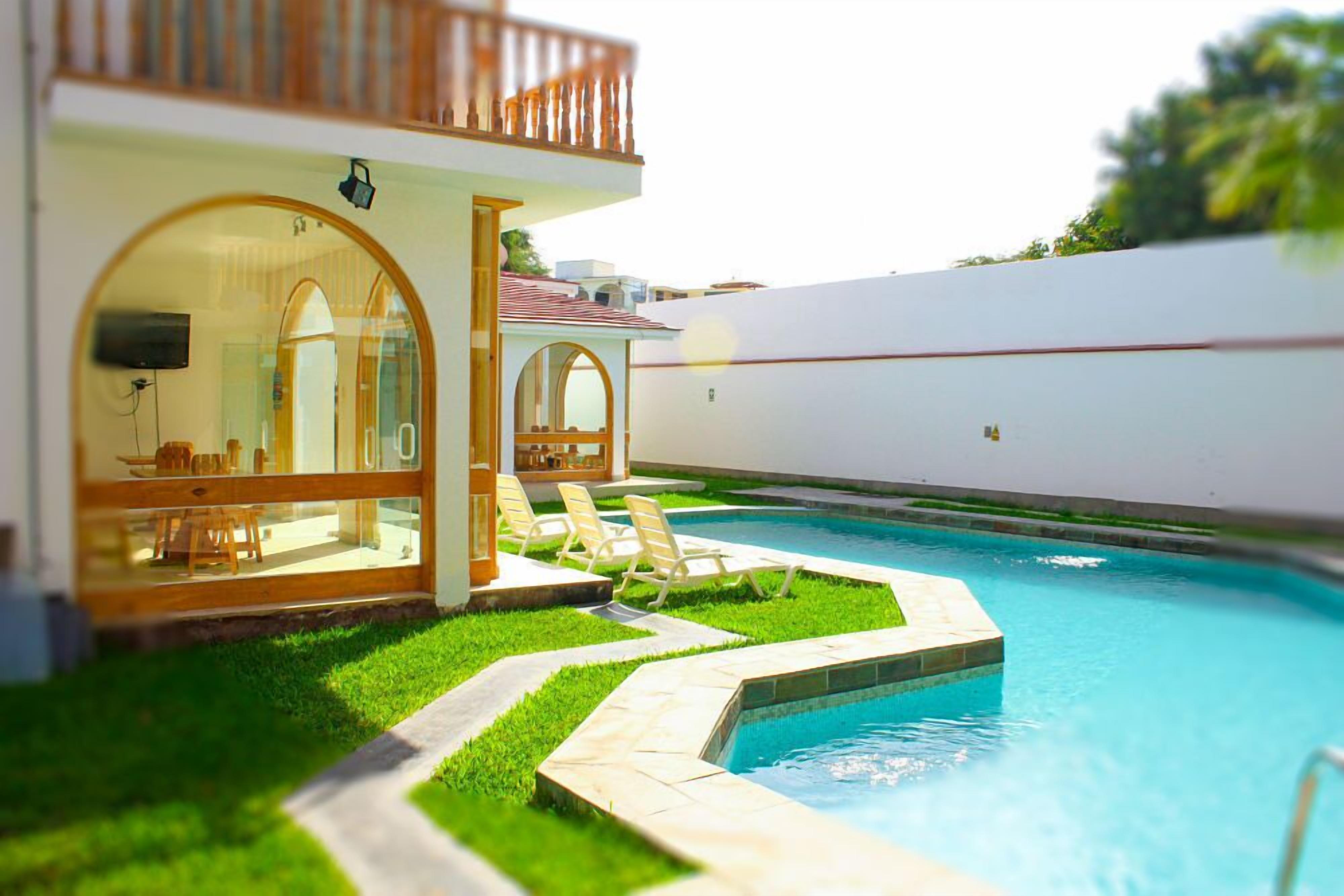 outdoor pool, pool loungers