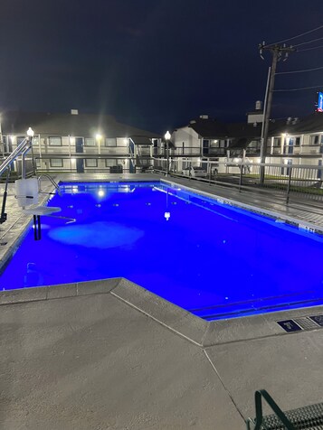 Außenpool (je nach Saison geöffnet)