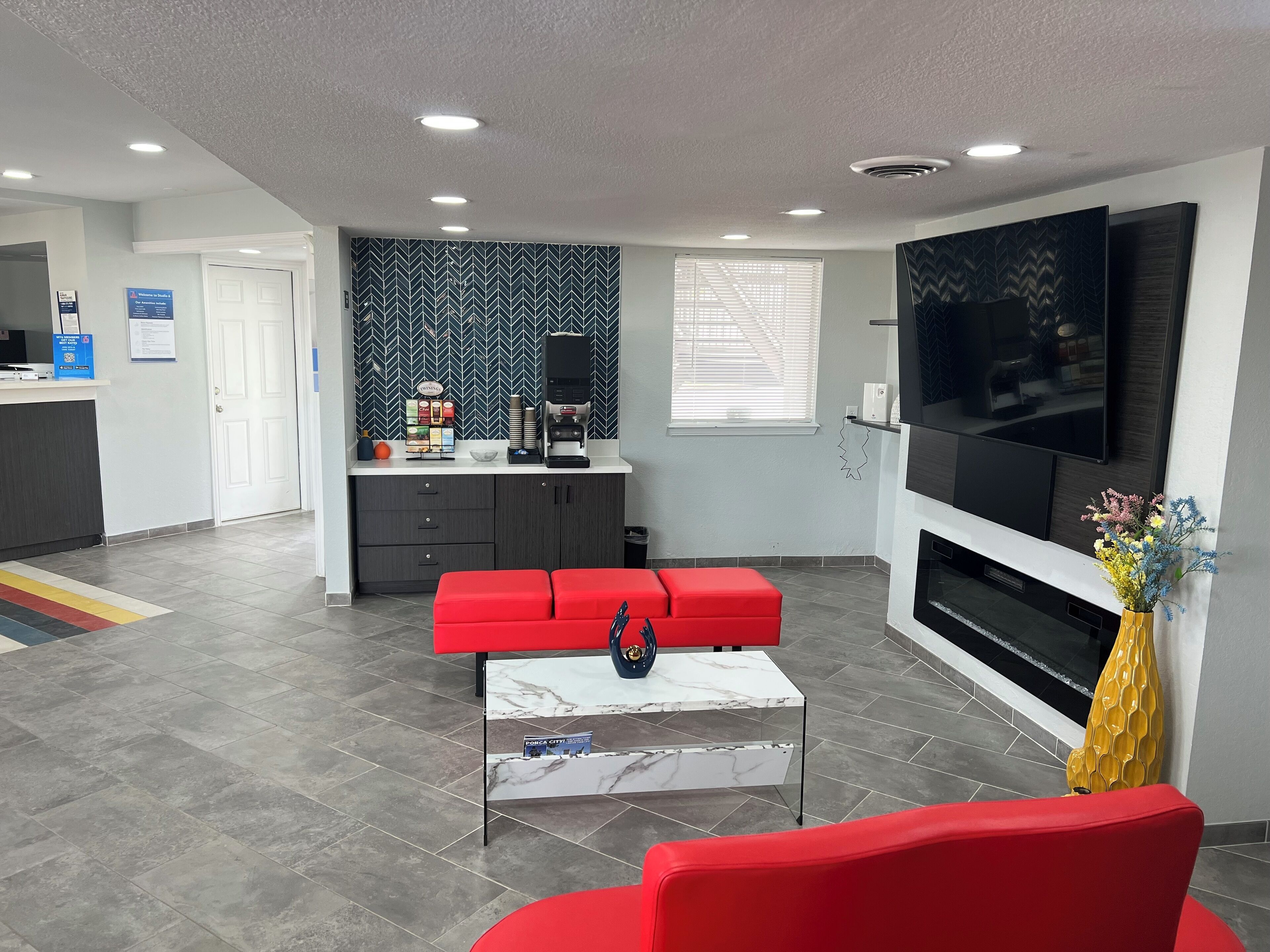 Photo - Studio 6 Tulsa OK Central