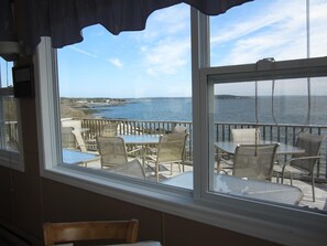 Balcony - Baybreeze Restaurant and Motel (Pocologan)