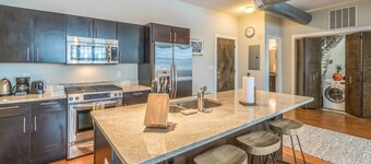 Seaport Signal Building by Vacasa