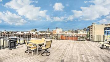 Luxury Apartment, 1 Bedroom, City View, Sea Facing | Balcony view