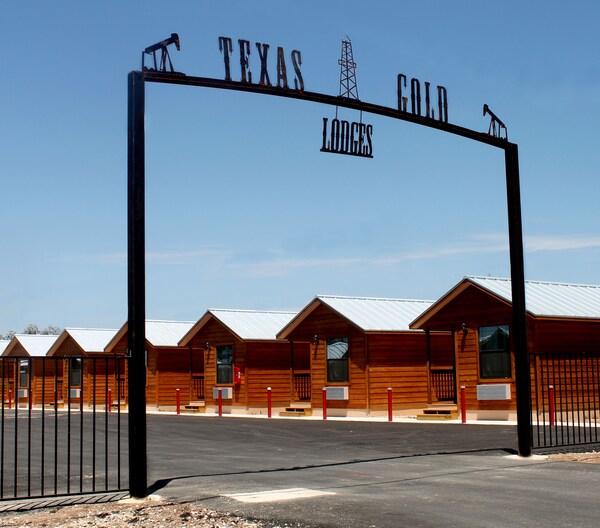 Texas Gold Lodges - Texas