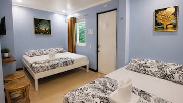 Superior Family Room (6 pax) | Desk, iron/ironing board, free WiFi, bed sheets