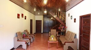 Zona de estar del vestíbulo