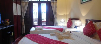 湄公河落日景观酒店