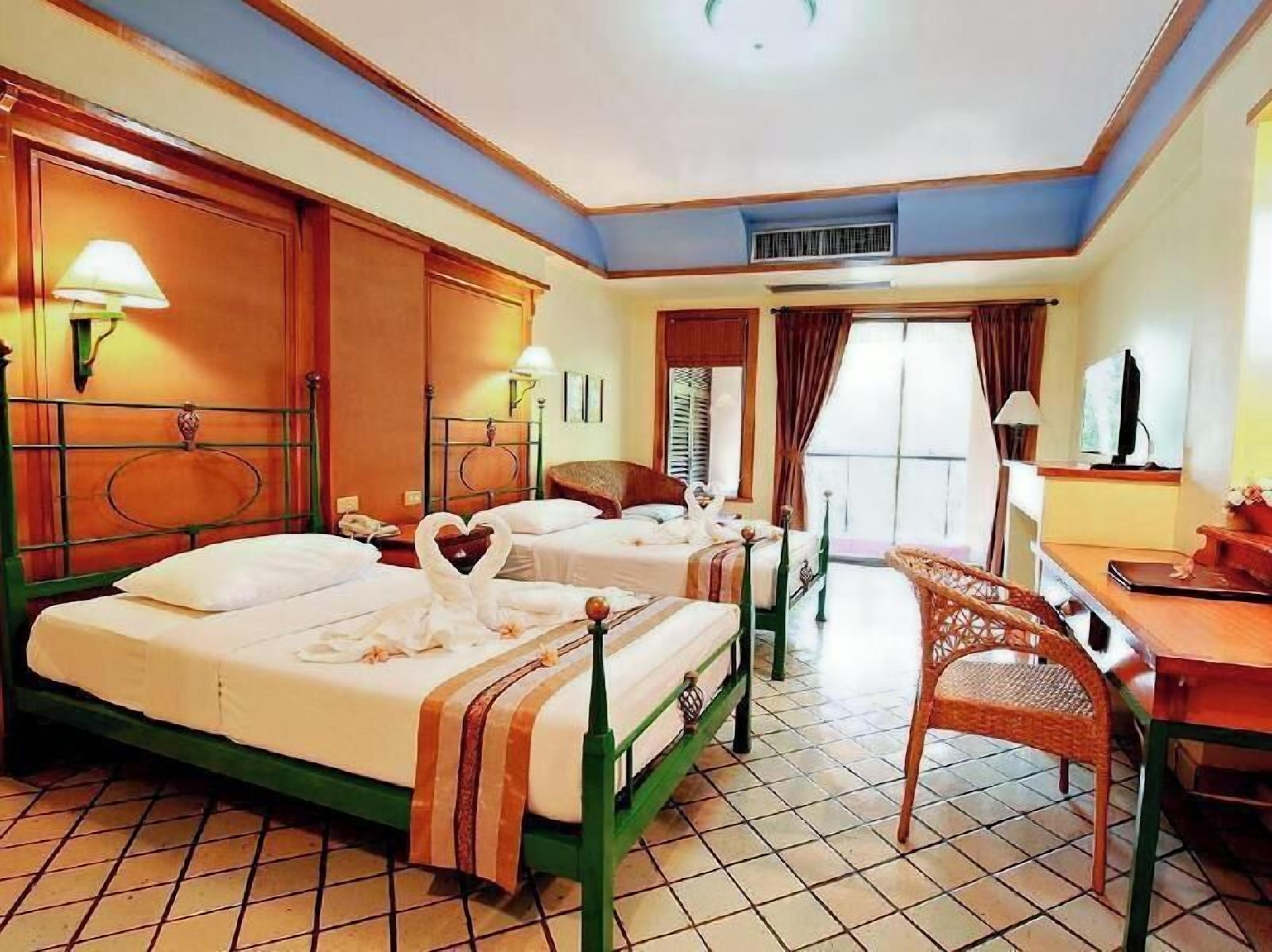 Minibar, bed sheets
