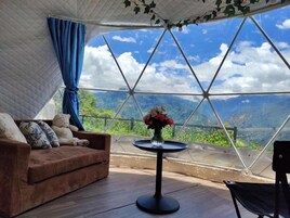 Sistema de insonorización, wifi gratis y ropa de cama 