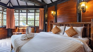 Deluxe Cottage Double | มินิบาร์, ผ้าม่านกันแสง, ผ้าปูที่นอน