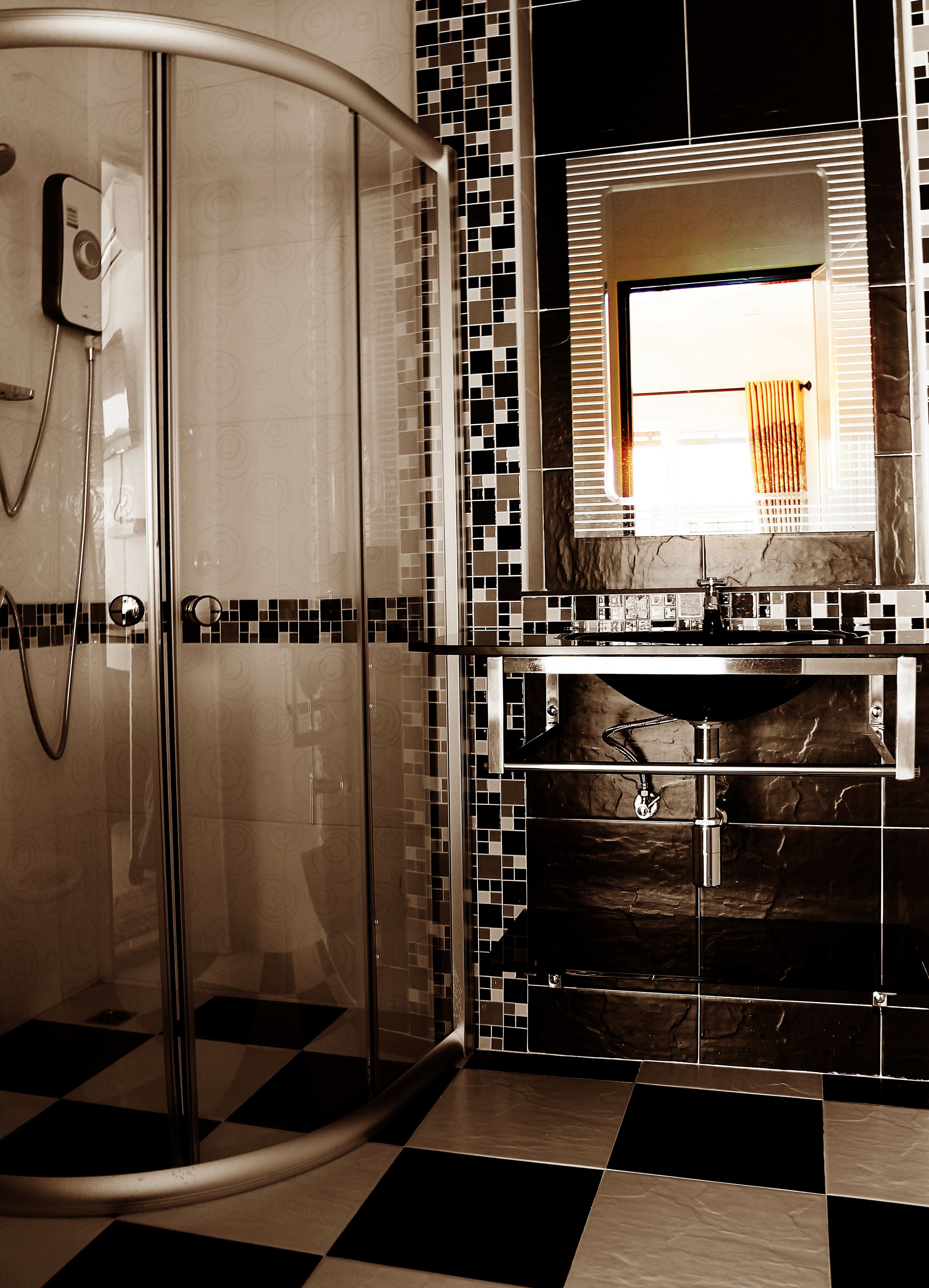 superior bungalow, 1 king bed, non smoking, resort view | bathroom | free toiletries, hair dryer, towels