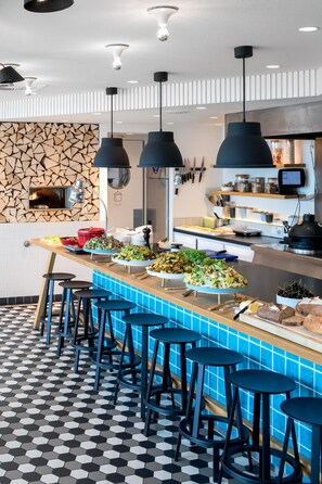 Buffet - Zoku Amsterdam (Amsterdam)