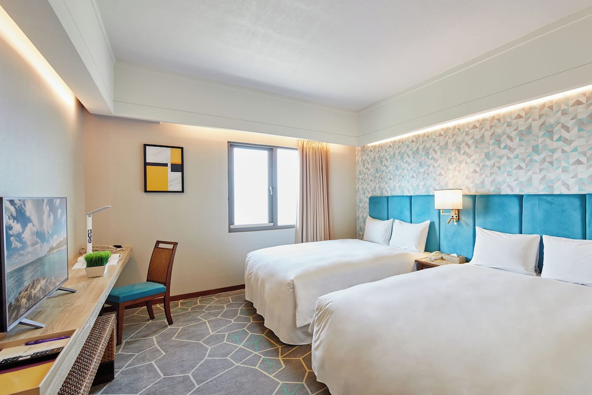 1 Schlafzimmer, Daunenbettdecken, Minibar, Schreibtisch