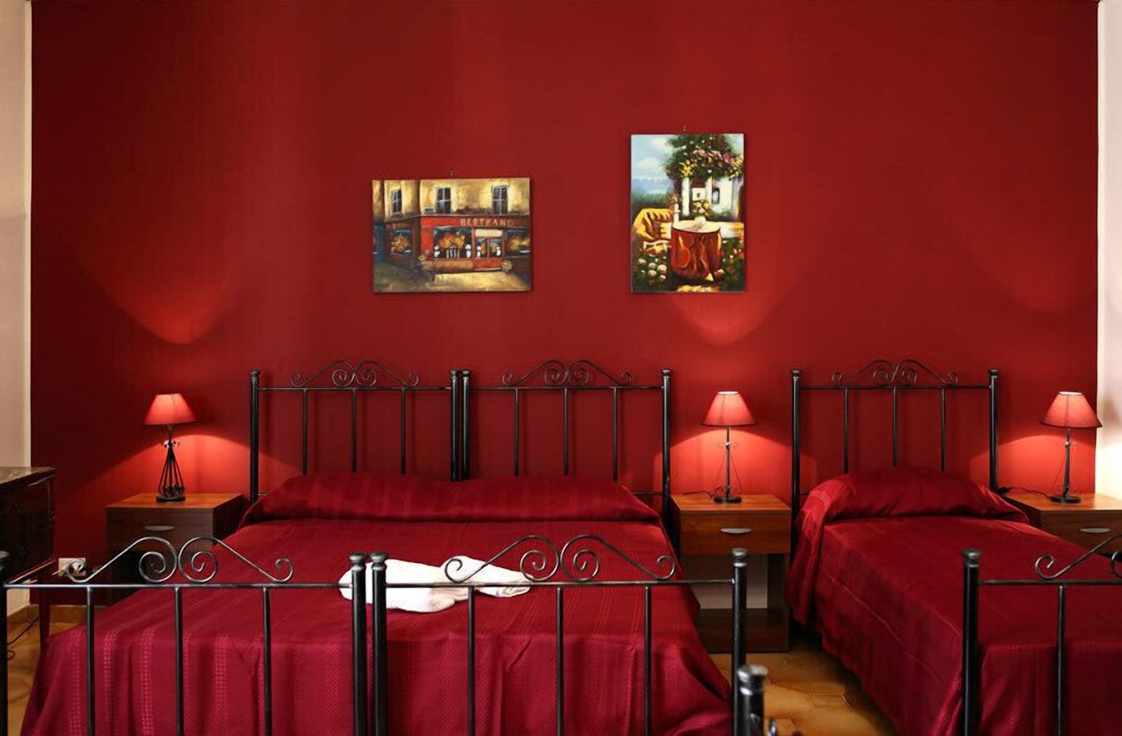 Literie de qualité supérieure, minibar, bureau, chambres insonorisées