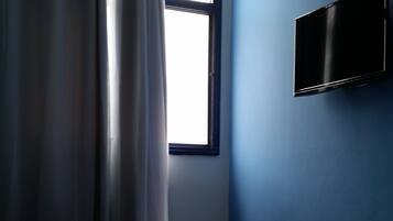 Desk, free WiFi, bed sheets