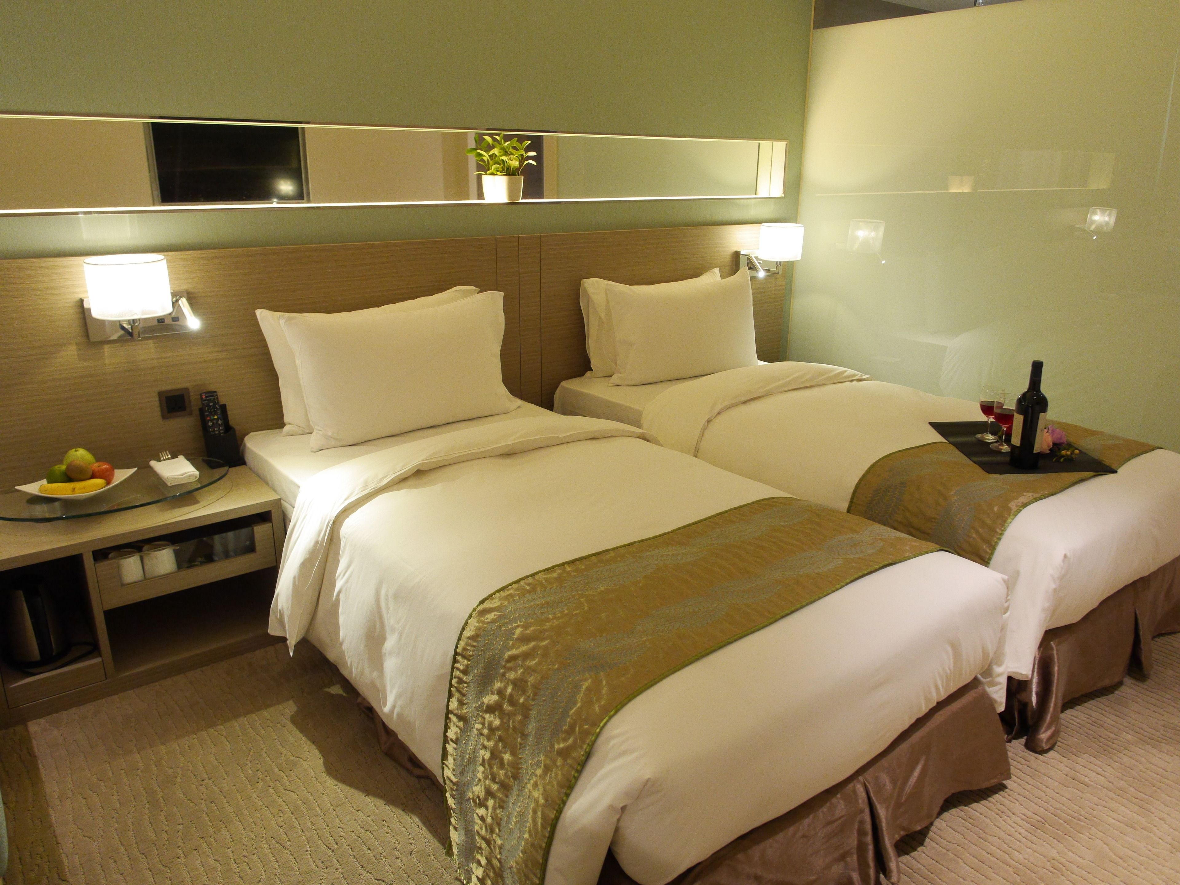 standard twin room, 2 single beds | desk, laptop workspace, blackout curtains, soundproofing