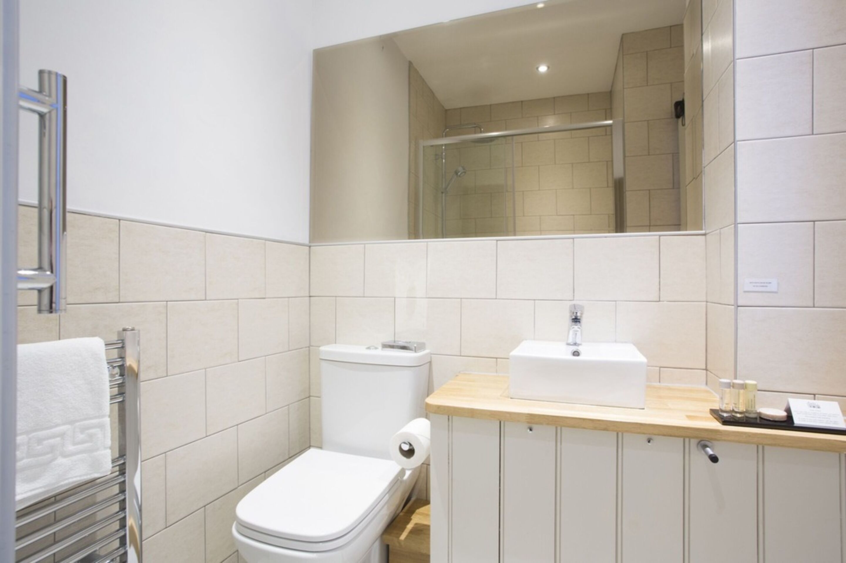 standard double room, 1 double bed, balcony | bathroom | combined shower/bathtub, free toiletries, towels