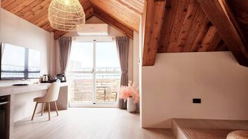 Panoramic Quadruple Room | View from room