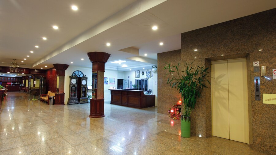 Chumphon Palace Hotel