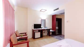 Desk, rollaway beds, free WiFi, bed sheets
