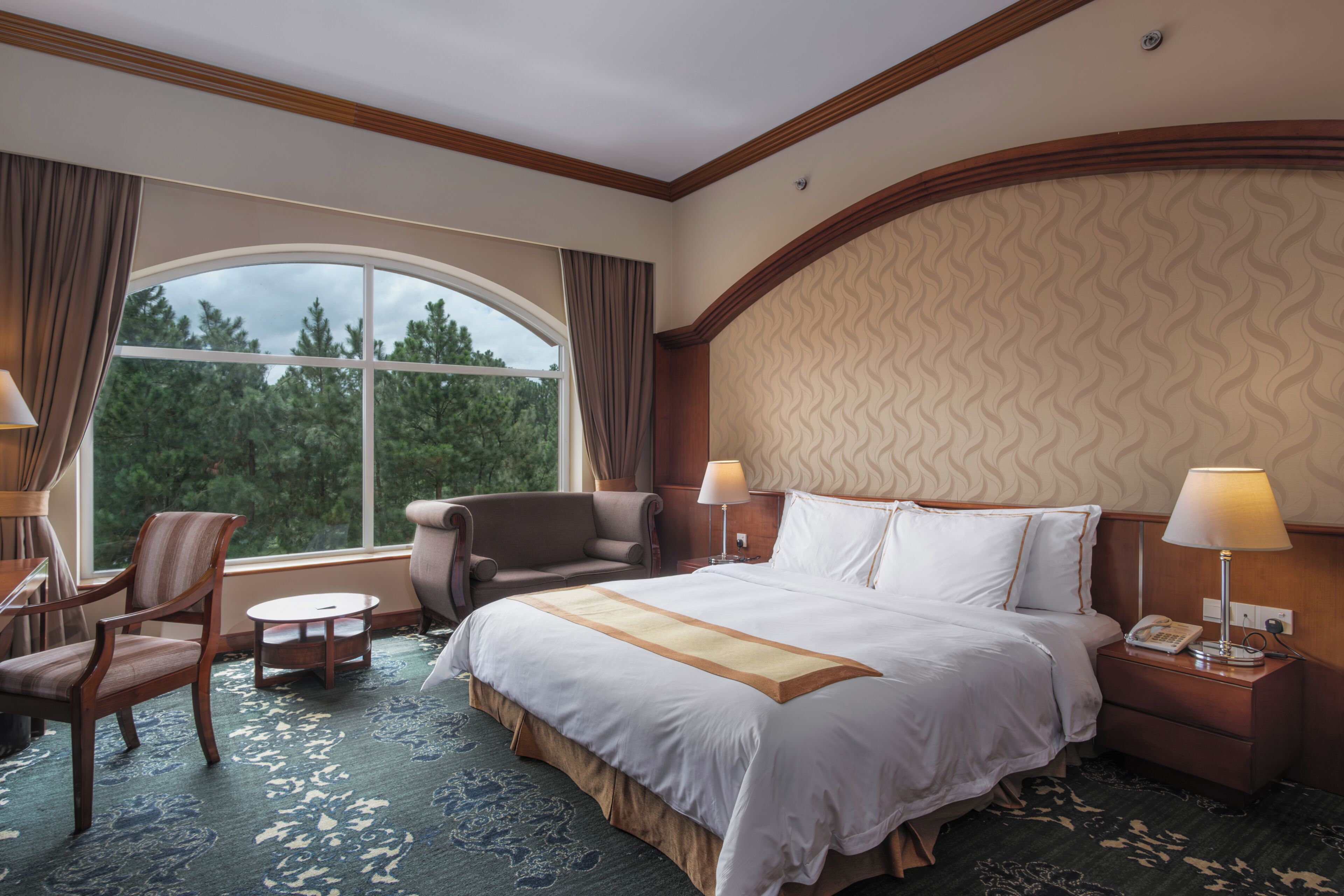 Deluxe Double Room, 1 Bedroom | 1 bedroom, Egyptian cotton sheets, down comforters, pillowtop beds