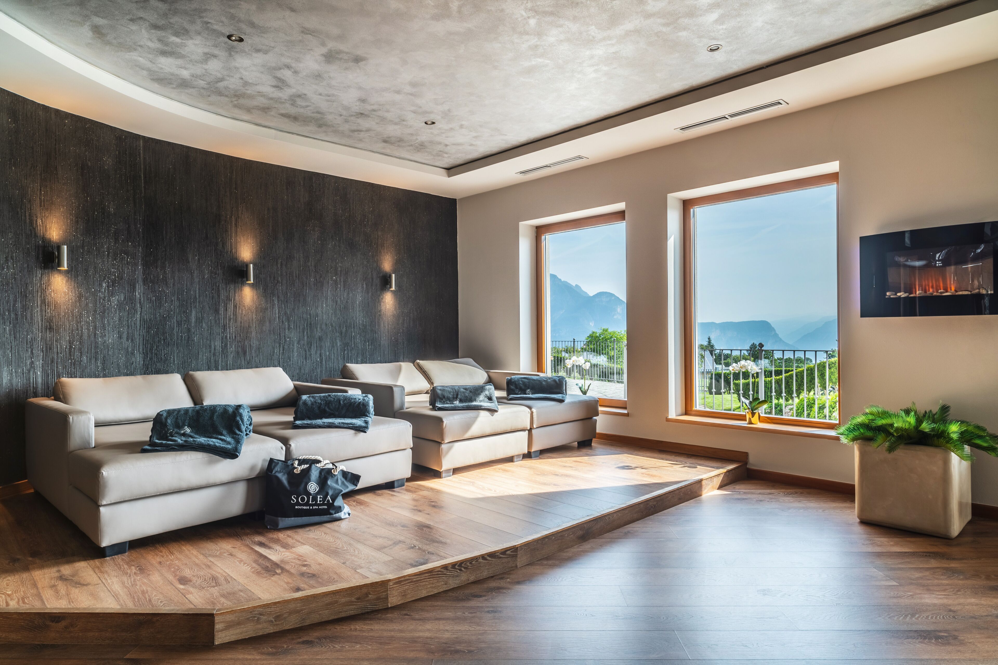 turkish bath/hammam, body treatments, body wraps, body scrubs, facials