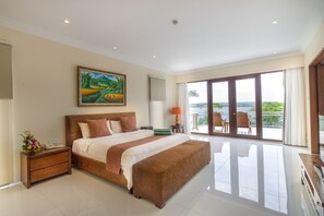 房內夾萬、書桌、熨斗/熨衫板、免費 Wi-Fi