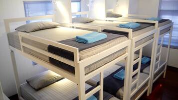 Bunk Bed in Mixed Dormitory Room - Fan | Free WiFi, bed sheets