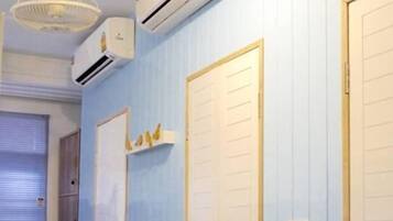 Bunk Bed in Mixed Dormitory Room - Fan | Wi-Fi gratuit, draps fournis