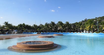 Moonbay Marina The Villas