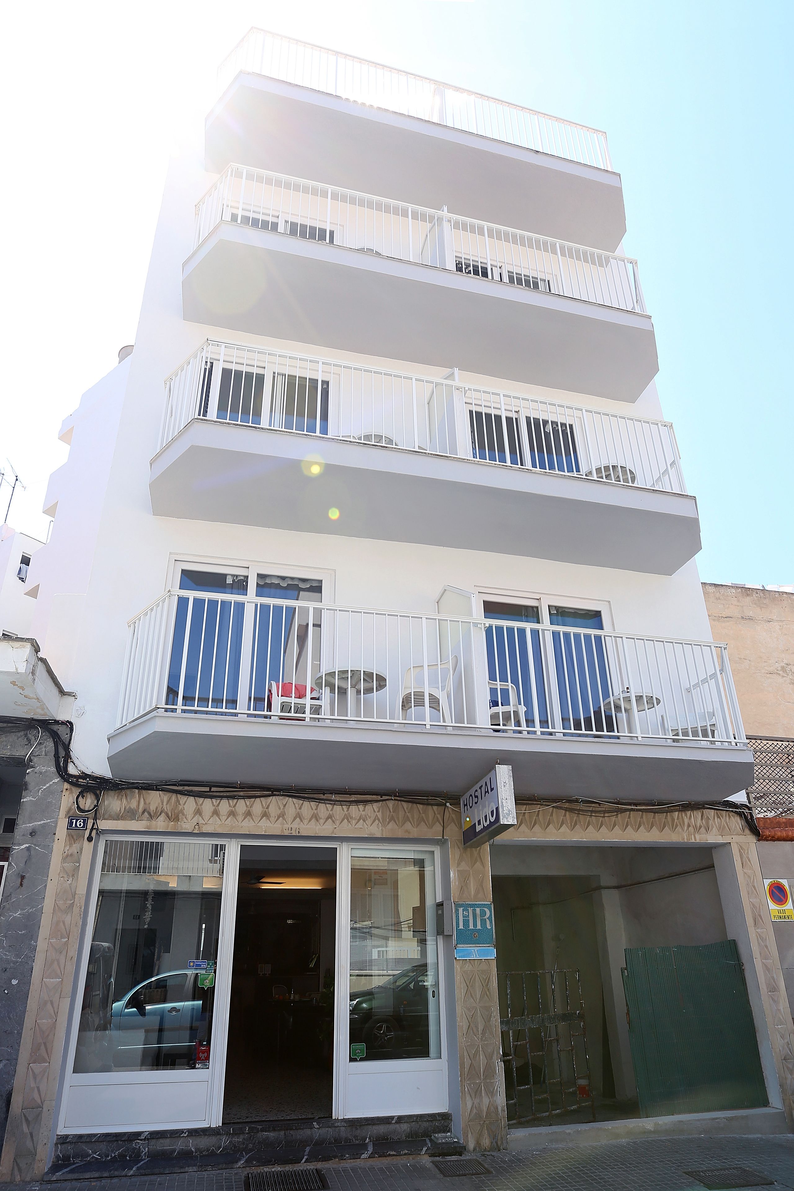 مدخل المنشأة