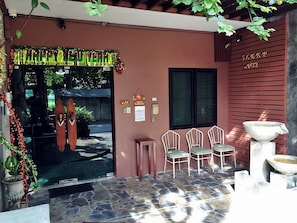 Entrée de l’hébergement