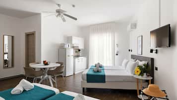 Zimmersafe, Bügeleisen/Bügelbrett, Babybetten, kostenloses WLAN