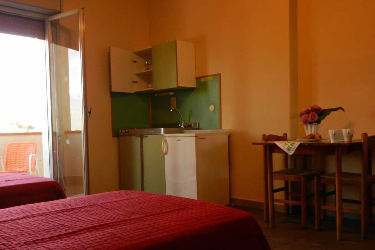 In-room safe, iron/ironing board, cots/infant beds, free WiFi