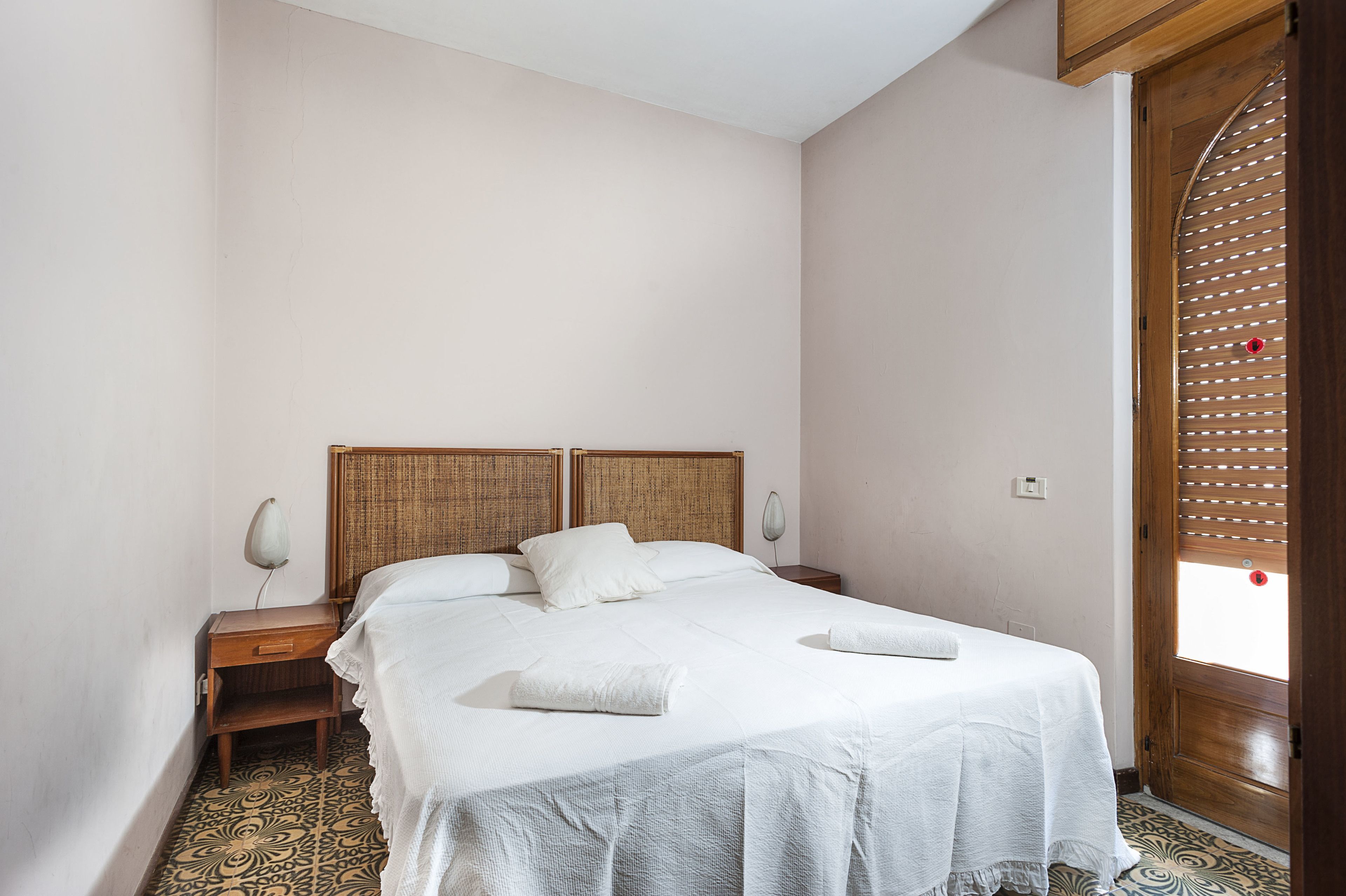 2 bedrooms, in-room safe, iron/ironing board, cots/infant beds