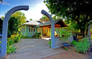 Front of property - Kyaw Hotel (Nyaung-U)