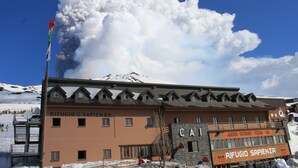 Front of property - Rifugio Sapienza (Nicolosi)