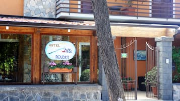 EntrĂ©e de lâhĂ©bergement