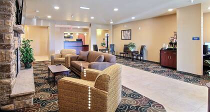 Cobblestone Hotel & Suites - Beulah